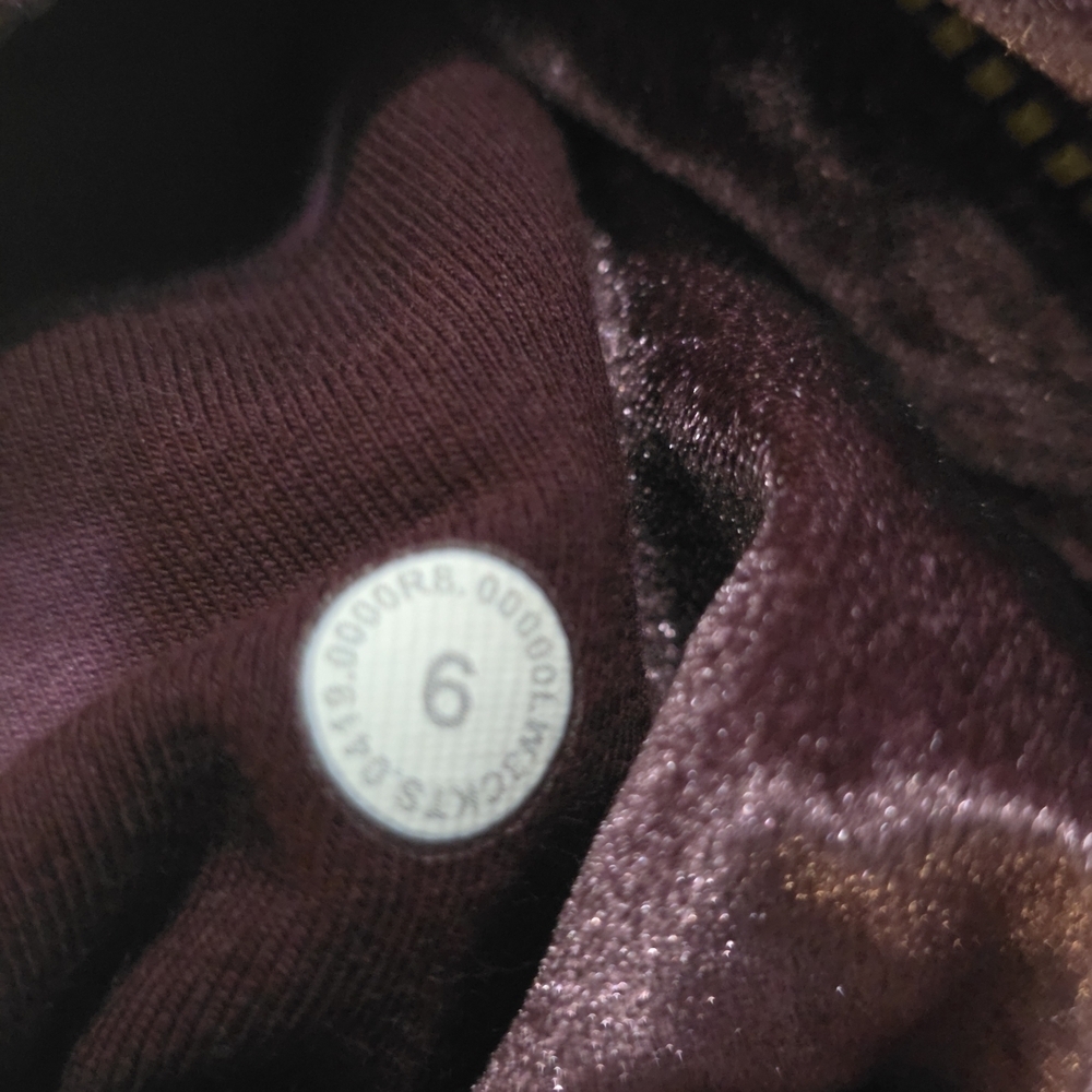Lululemon Define Zip Up Hooded Jacket Size 6 Garnet Gold Velour - Picture 8 of 9